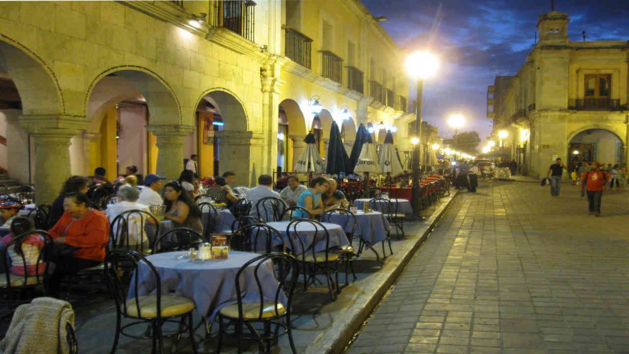 Centro urbano común para turismo propios y local calidad de convivencia y estímulo a la economía propia.