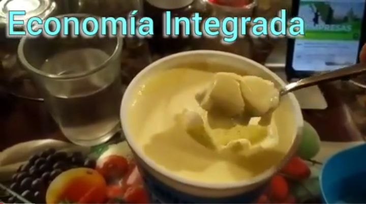 Economía integrada.- Significa que se produce todo o un alto porcentaje de lo necesario, en esa economía, sea un municipios o una fracción que llamamos poblado, suburbio, pueblo, comunidad, etc.